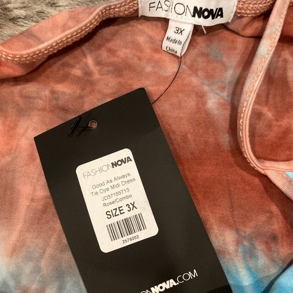 Fashion nova dress - Picture 4 of 6